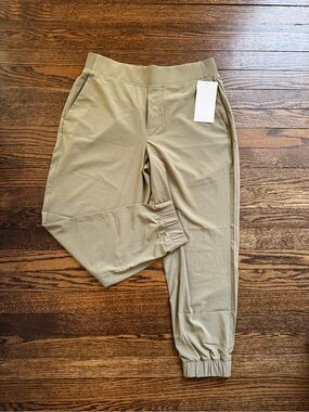 Athleta Brooklyn Olive Track Joggers NWT Size 8/P
